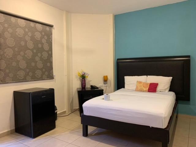 Hotel Real San Juan Suites Mérida Extérieur photo